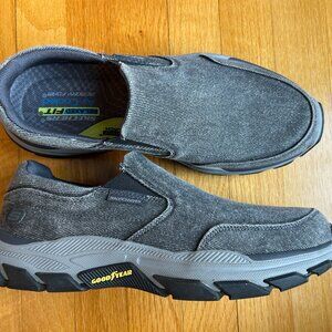 Men's Sketchers Canvas Loafers